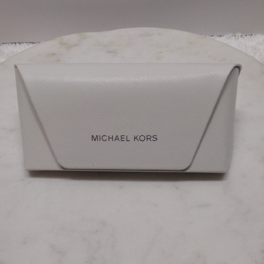 Michael Kors White Eyewear Hard Case Only #299-66